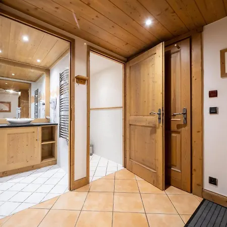 شقة Renove A - Proche Pistes, Balcon, Wifi, Parking Inclus - Fr-1-502-374 *